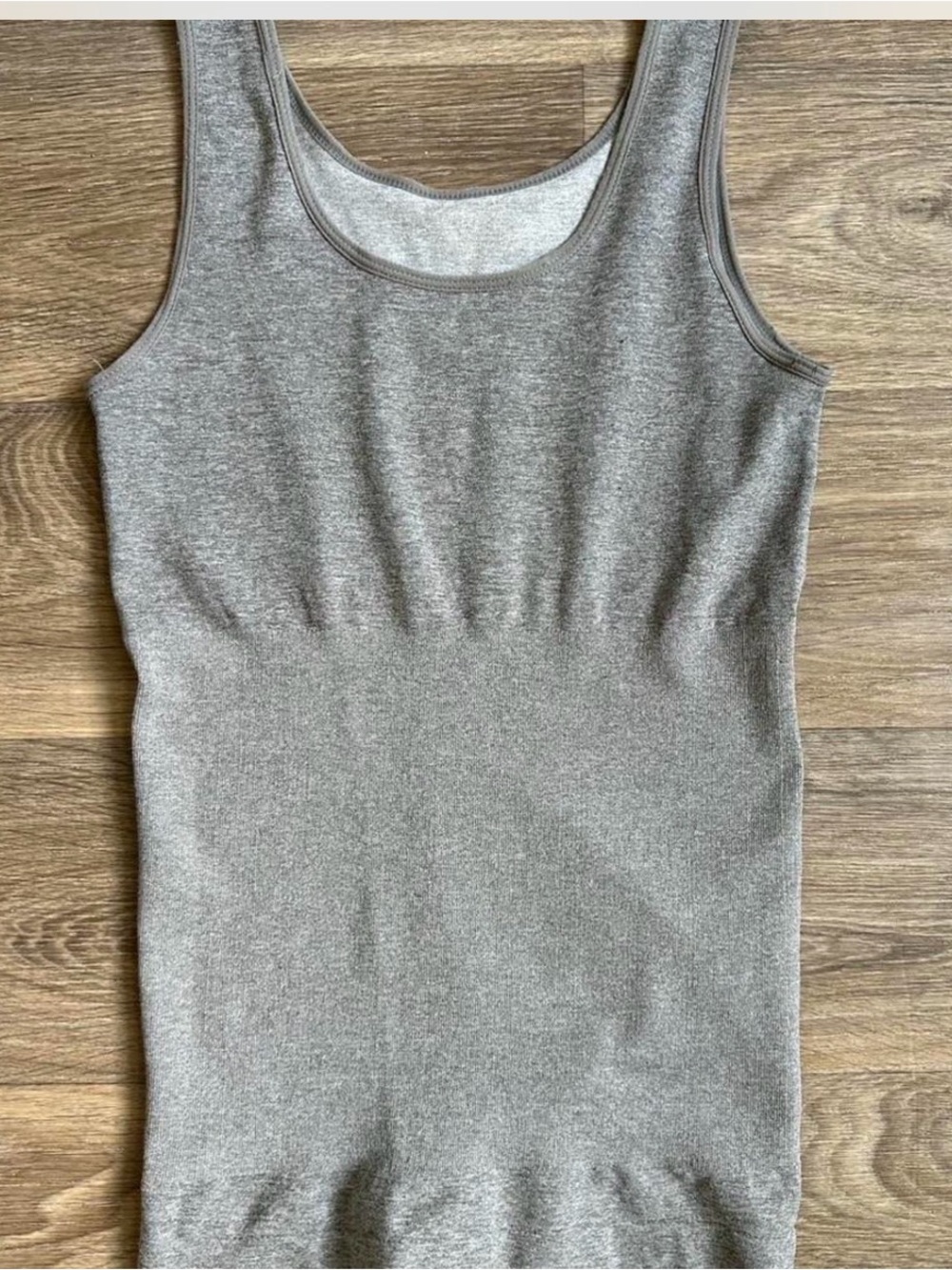 Skinnygirl Gray Seamless Scoop Neck Tank